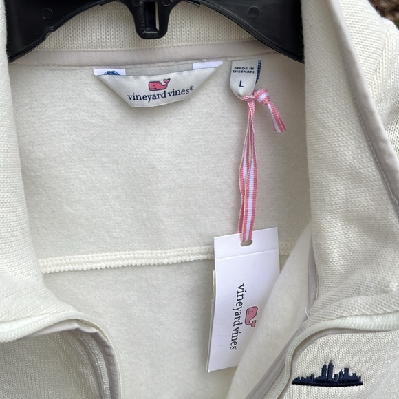 NWT {vineyard vines} NYC Custom Logo Vest - Picture 5 of 8